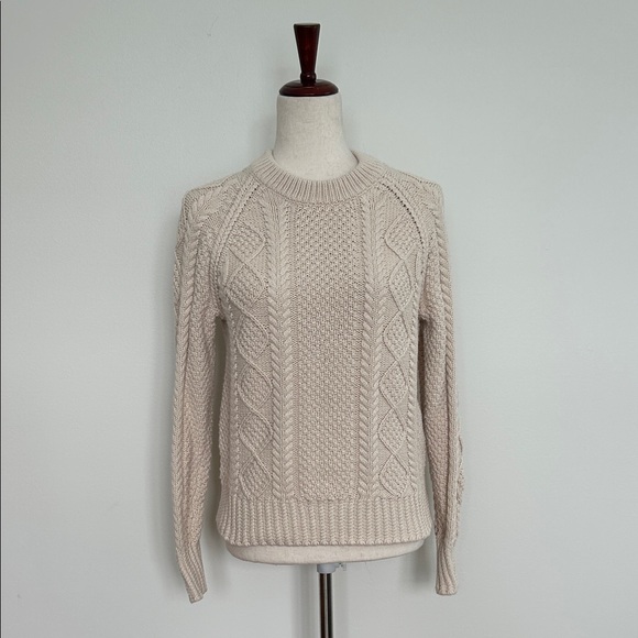 L.L. Bean Sweaters - L.L. Bean Cream 100% Cotton Cable Knit Sweater‎ Size Medium RUNS SMALL